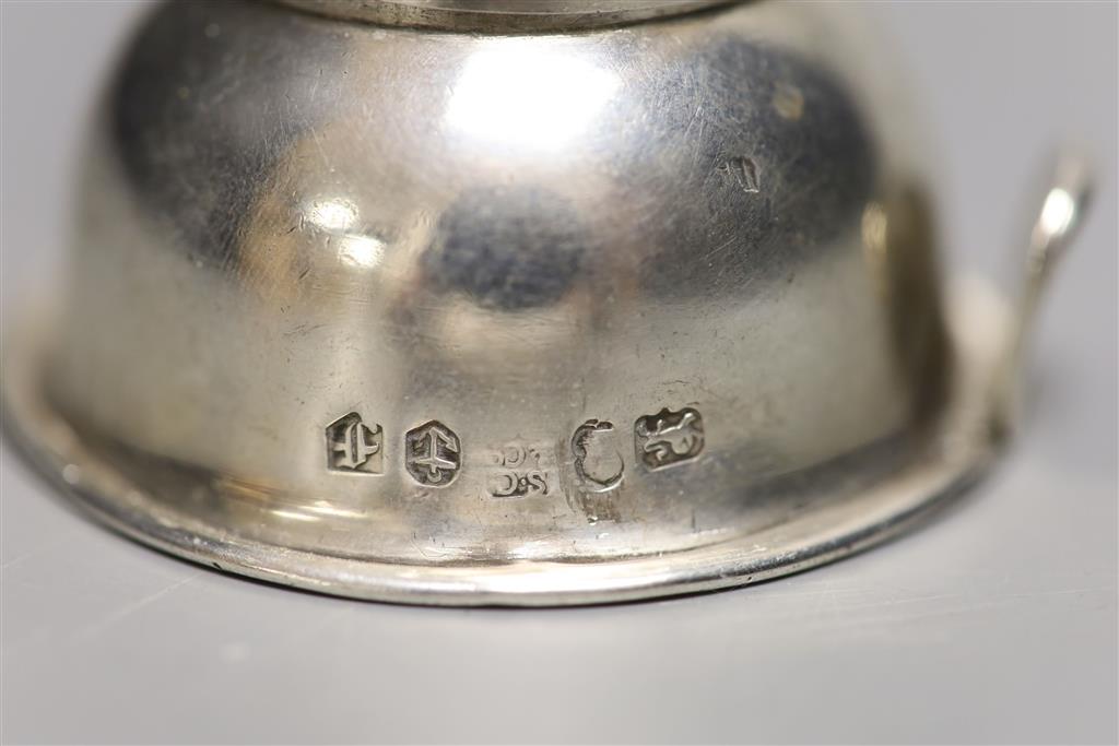 A George IV silver wine funnel, Spooner, Clowes & Co, Birmingham, 1829, 12cm, 77 grams, no muslin ring.
